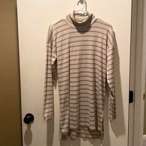 Anthropologie gold and tan shimmer tunic size medium